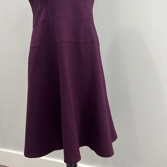 Nanette Lepore,Fit and Flare silhouette Knee Length Sleeveless Plum Dresssize 10 - Picture 8 of 12